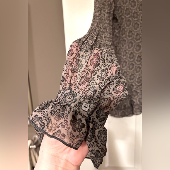 Tribal Long Sleeve Ruffled Blouse- Sz 12 - Picture 7 of 7